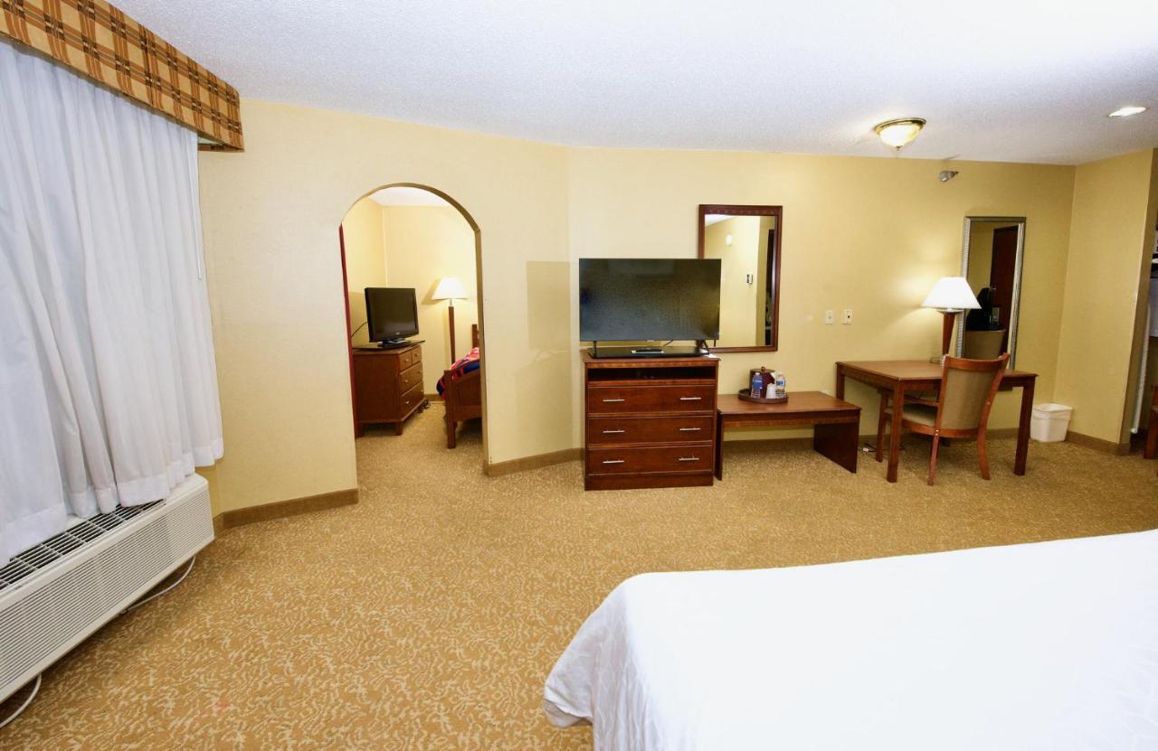 Holiday Inn Express Hotel & Suites Fenton/I-44 By Ihg Buitenkant foto