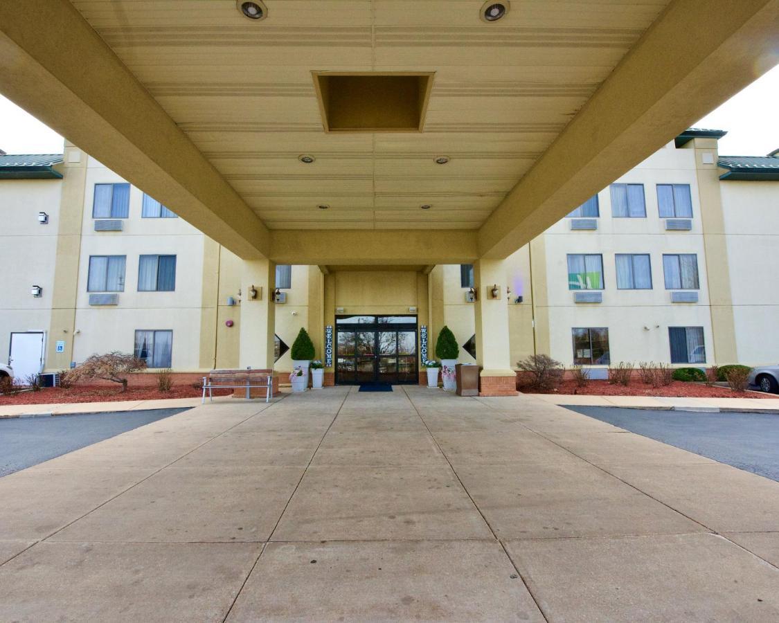 Holiday Inn Express Hotel & Suites Fenton/I-44 By Ihg Buitenkant foto