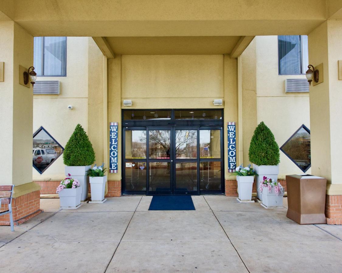 Holiday Inn Express Hotel & Suites Fenton/I-44 By Ihg Buitenkant foto