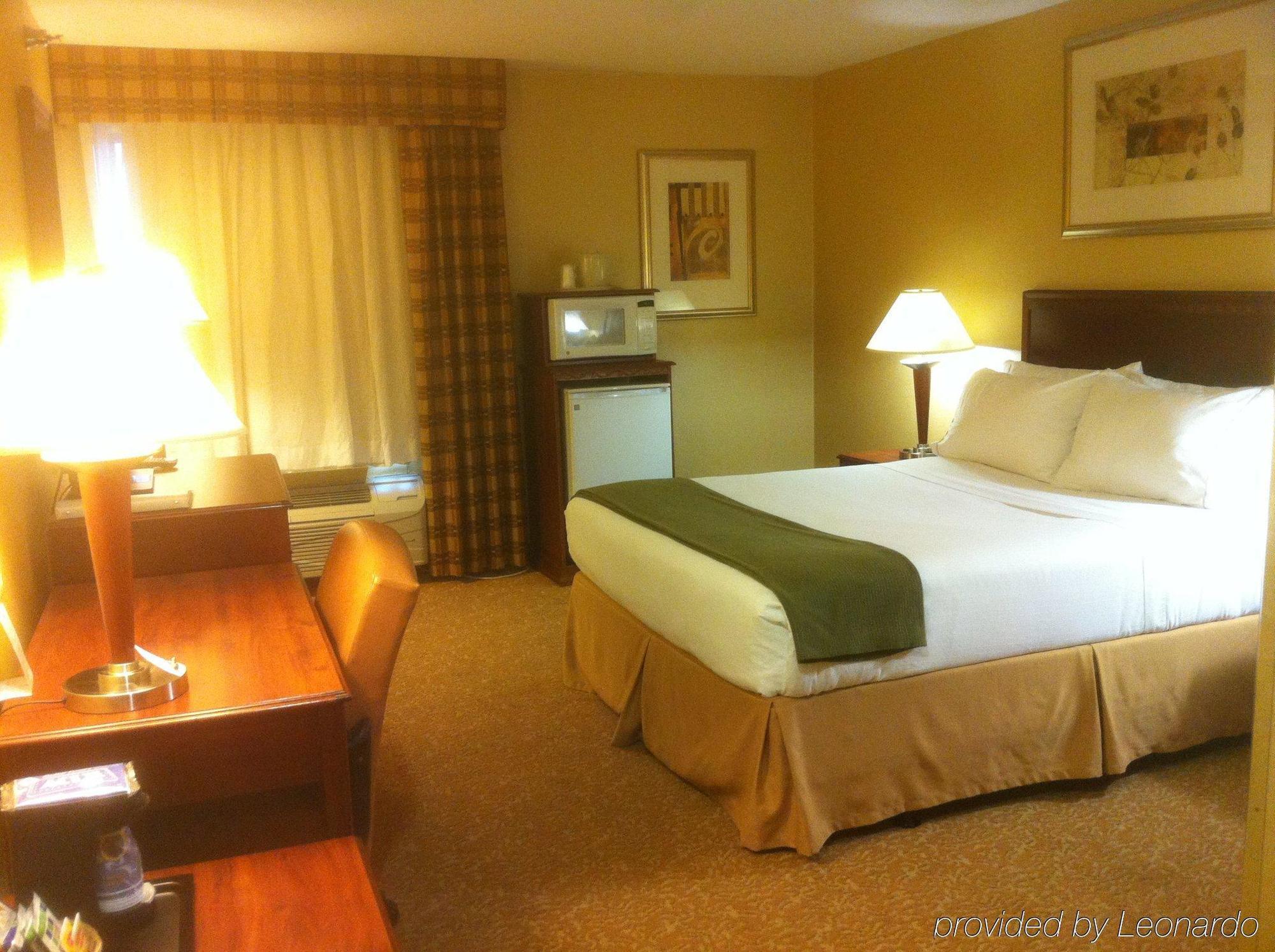 Holiday Inn Express Hotel & Suites Fenton/I-44 By Ihg Buitenkant foto
