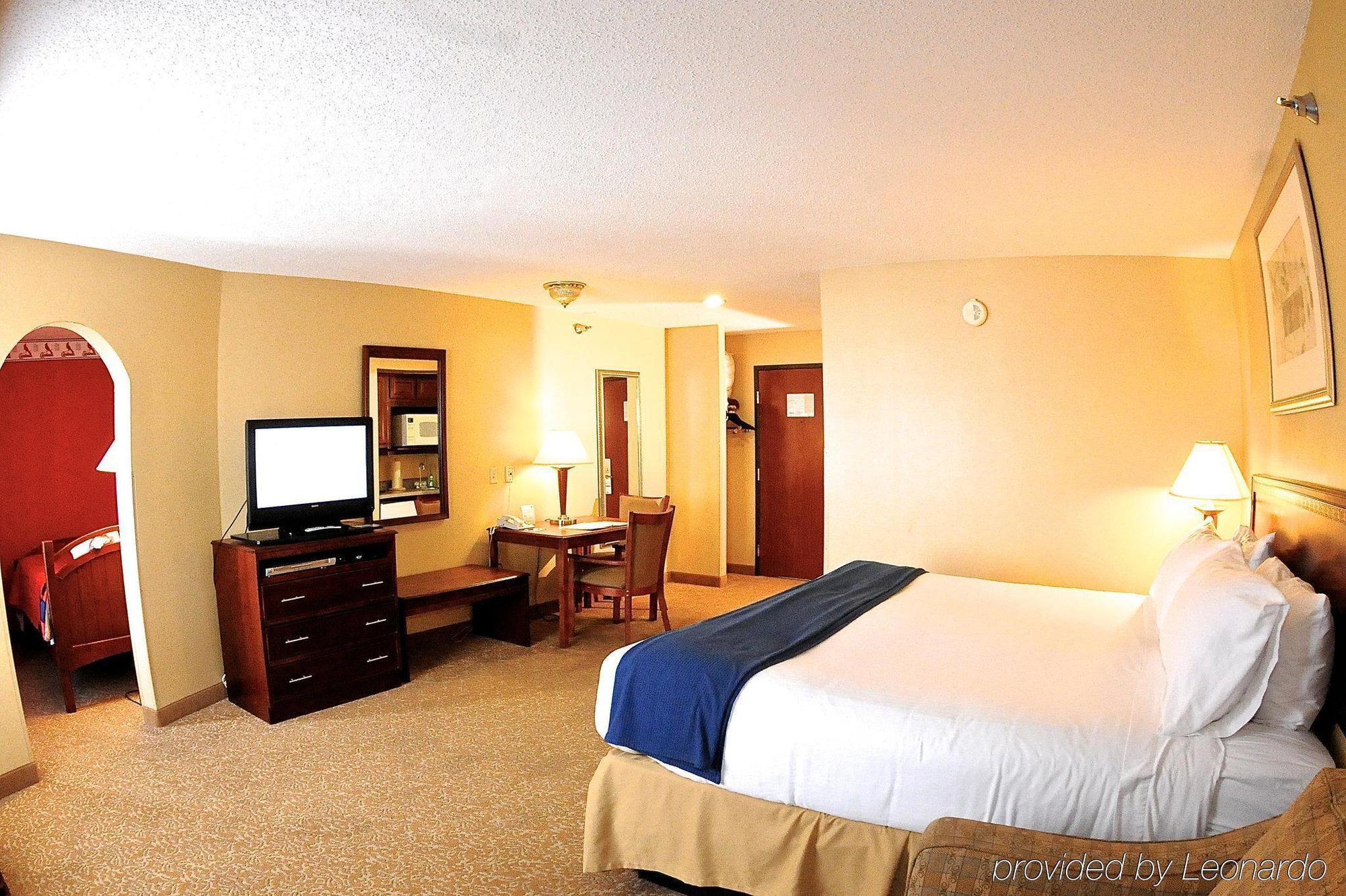Holiday Inn Express Hotel & Suites Fenton/I-44 By Ihg Buitenkant foto